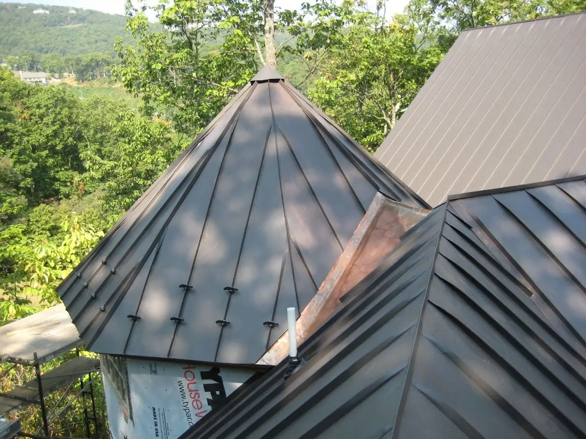 Professional Gutter Cleaning by Craftsman Roofing in Country Club Estates